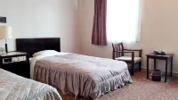 Business Inn Suwabe Hotels in Kurayoshi