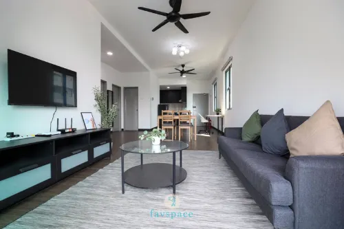 Vista Bangi Service Apartment (Block B) by Favspace - Apartments