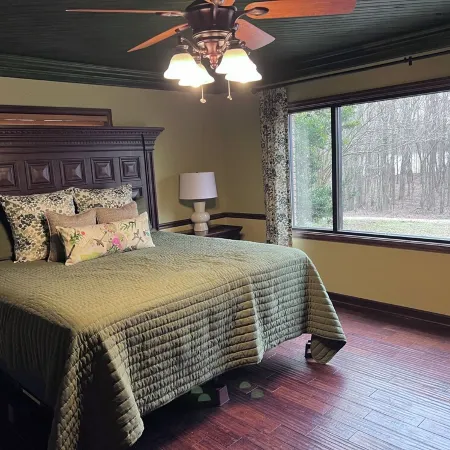 7 Br Lake Barkley Estate - Perfect for Family Gatherings, Reunions & Retreats
