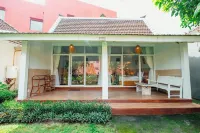 Agung Wiwin Homestay & Restaurant