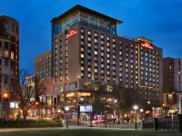 Hilton Garden Inn Atlanta Downtown Hotels near Zoo Atlanta