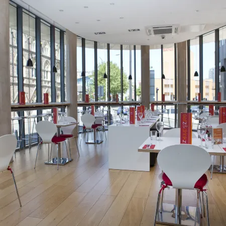 Four Points Flex by Sheraton Cardiff
