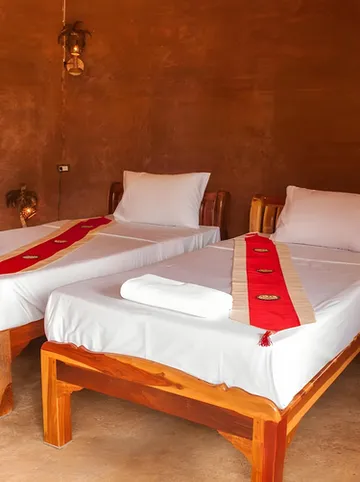 รูปภาพของบ้านดินริมน้ำ รีสอร์ท อู่ทอง​ สุพรรณบุรี