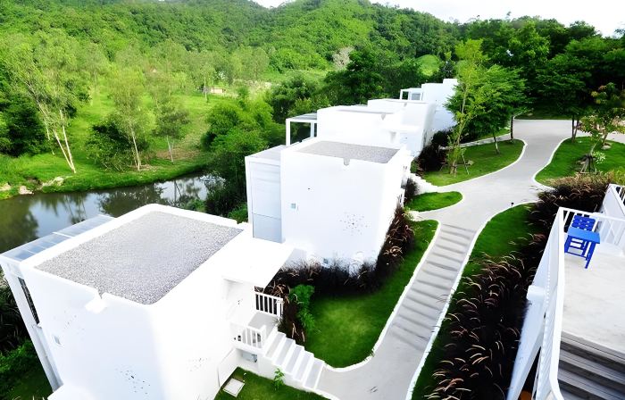 Aristo Chic Resort and Farm