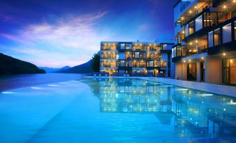 Casa 32 Resort