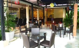 Nattha Waree Hot Spring Resort and Spa