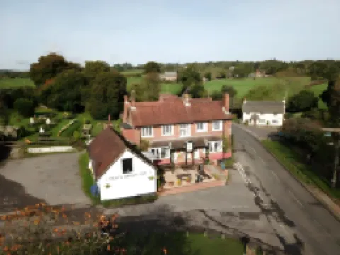 The Trusty Servant Inn