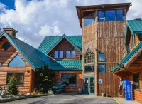 Sumas Mountain Lodge Hotels in Lynden
