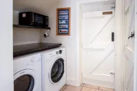 Fern Cottage - 2 Bedroom Cottage - St. Florence Hotels in Saint Florence