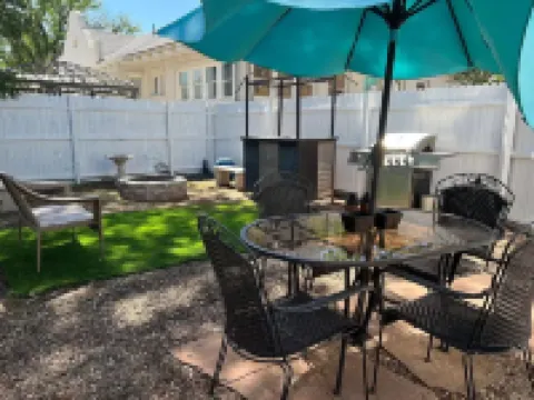 The Palace Cottage w/private Hot tub Hotels in 