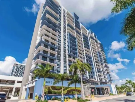 A1404B Cozy place Downtown Doral Отели рядом с достопримечательностью «Трамп Нешнел Дорал Майами»