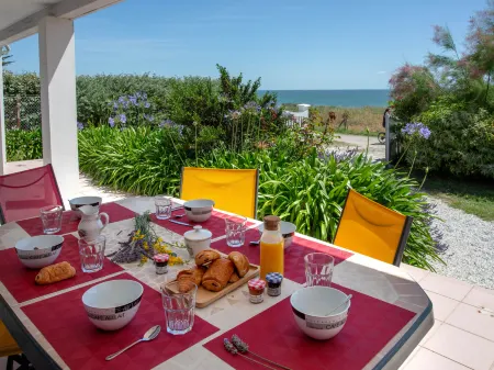 Le Bigorneau Préfaillais Отели в г. Префай