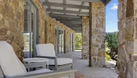 Tuscan style ocean beach escape on the Peninsula