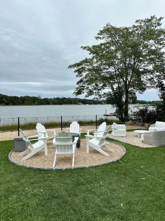 Sag Harbor Water View w Dock 1.5ml from Town