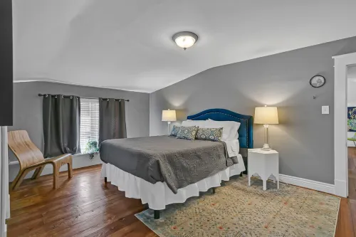 Charming 3 BR cottage in Humboldt - blocks from DT