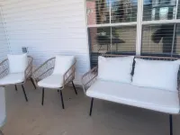 Delightful 4 bedrooms home with swimming pool.