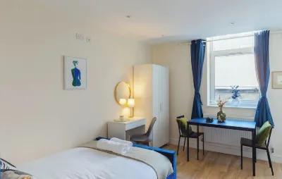 Crendon House Cosy Studio - Sleeps 2 & Kitchen Các khách sạn ở High Wycombe