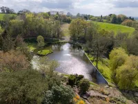 5 Bed Lake House - Sleeps 10 - Nature Reserve