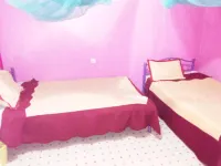 Down Town Guest House - Homestay