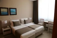 Fly Hotel Hotels in Luanda