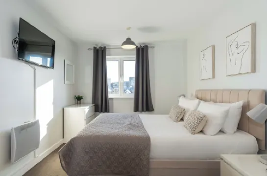 Cotels Centro - Central Location, Parking, Fibre Wifi, Smart TV, Fully Equipped Kitchen