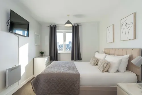 Cotels Centro - Central Location, Parking, Fibre Wifi, Smart TV, Fully Equipped Kitchen