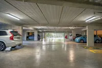 Beachpoint Apartments - Parking