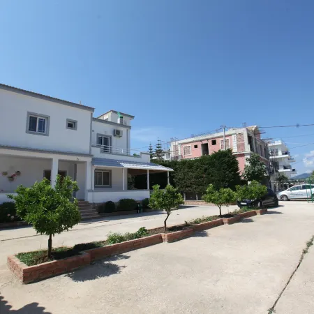 Villa Shehu