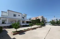 Villa Shehu - Beach