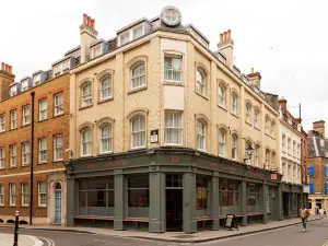 Native Kings Wardrobe, St Pauls