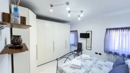 Casa Raffi by Ca-Sa Check Отели рядом с достопримечательностью «Sabbia e Sale Feeling Beach»