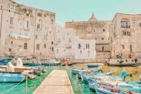 House of the Gozzo in Monopoli - Happy Rentals