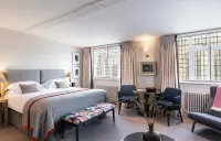 Old Bank Hotel