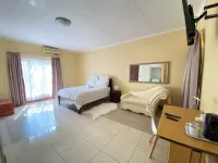 Mokolodi Hide Out