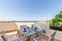 Sunset Seaview Corner with Pool - Happy Rentals - Mountain View