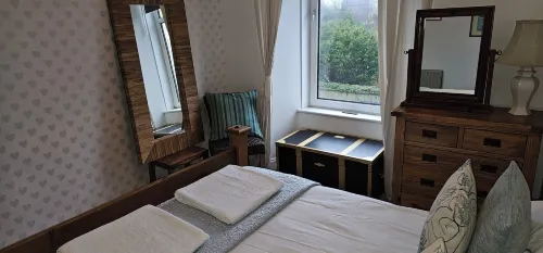 Snug - Macushla Apartment -  Ferienwohnungen