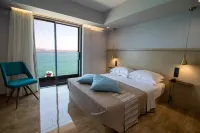 Aianteion Bay Luxury Hotel & Suites Hotel a Megara