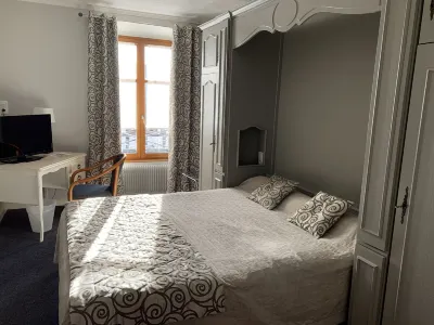 Logis-Cit'Hôtel des Vosges 5 Rue de la Gare Hotels in Benfeld