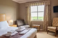 Purdy Lodge Hotels in Adderstone with Lucker