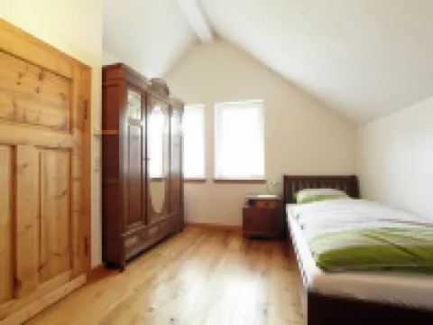 อพาร์ทเมนต์โนสตัลจิคในภูเขาอีเฟลที่สวยงาม โรงแรมในSchleiden