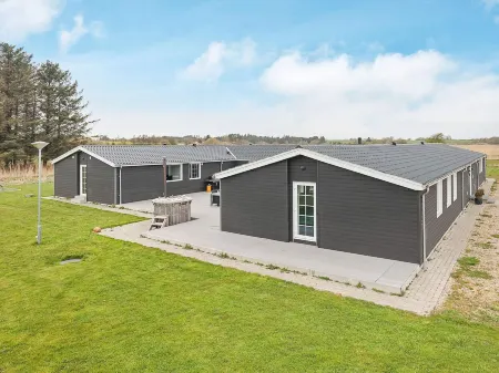 24 Person Holiday Home in Øster Assels