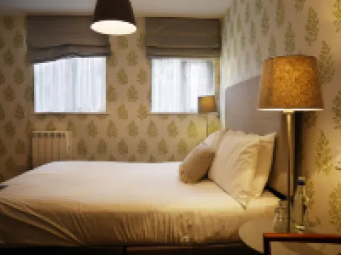 The Rose and Crown Hotels in Warwick