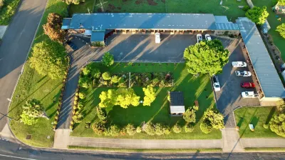 Quirindi Sunflower Motor Inn Hotels near Who'd A Thought It Lookout