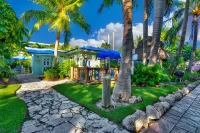 Island Bay Resort Hotels in Tavernier