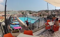 Surtel Hotel - pantai