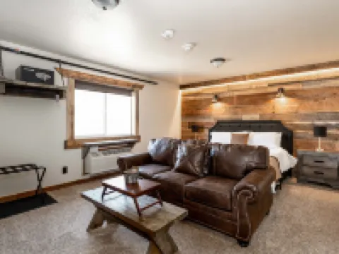 The Adventure Inn Yellowstone Hotels in West Yellowstone