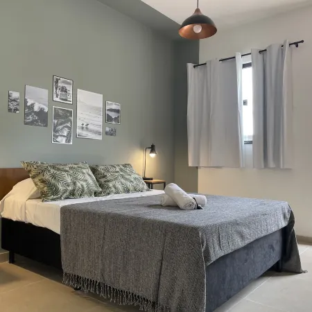 A Coroa Hostel & Suites