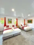 Pare Lodge Tahiti Hotels in Arue