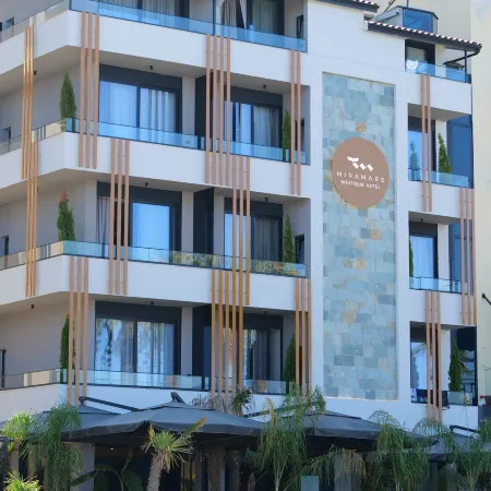 Miramare Boutique Hotel Отели рядом с достопримечательностью «Пляж Влоре»
