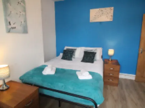 Lundwood House Barnsley by Smart Corporate Stays Hotels in Barnsley
